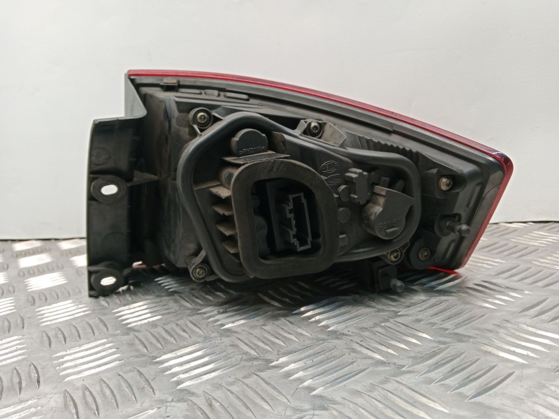 Recambio de piloto trasero izquierdo para seat toledo iv (kg3) 1.6 tdi referencia OEM IAM 6JH945095E  
