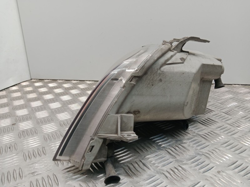 Recambio de faro derecho para chevrolet aveo / kalos hatchback (t200) 1.4 16v referencia OEM IAM 96408155  