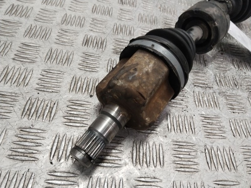 Recambio de transmision delantera izquierda para volvo s60 berlina 2.4 (125kw) referencia OEM IAM P8689216   Recambio de transmision delantera izquierda para volvo s60 berlina 2.4 (125kw) referencia OEM IAM P8689216