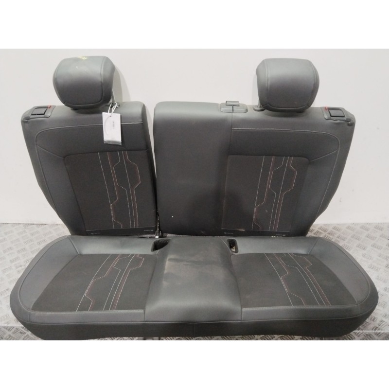 Recambio de asientos traseros para opel corsa d (s07) 1.2 (l08, l68) referencia OEM IAM   