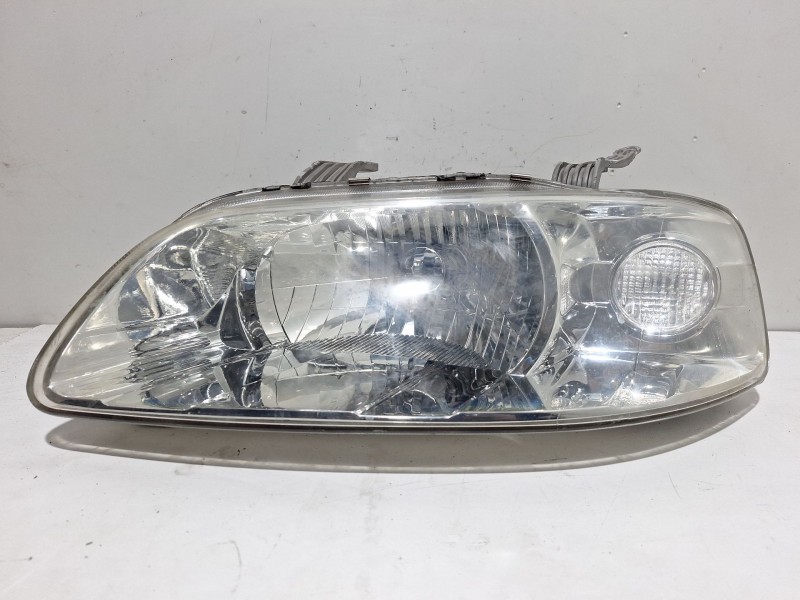 Recambio de faro izquierdo para daewoo kalos sedán (klas) 1.4 referencia OEM IAM 0301002029  