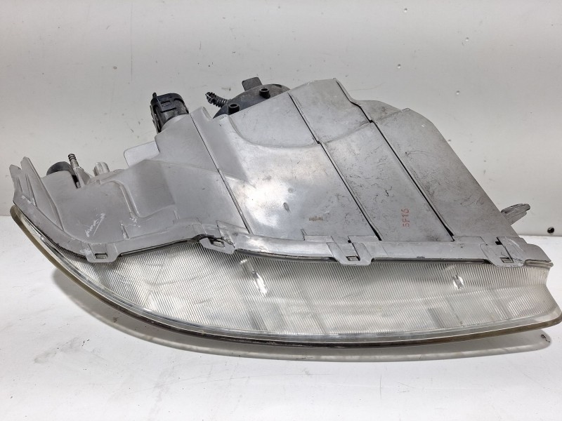 Recambio de faro izquierdo para daewoo kalos sedán (klas) 1.4 referencia OEM IAM 0301002029  