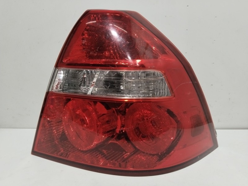 Recambio de piloto trasero derecho para chevrolet aveo / kalos sedán (t200) 1.4 referencia OEM IAM 200611   Recambio de piloto trasero derecho para chevrolet aveo / kalos sedán (t200) 1.4 referencia OEM IAM 200611