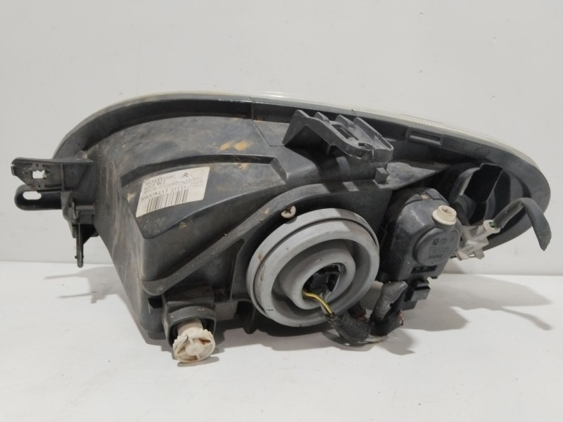 Recambio de faro derecho para citroën saxo (s0, s1) 1.4 vts referencia OEM IAM 9636331680   Recambio de faro derecho para citroën saxo (s0, s1) 1.4 vts referencia OEM IAM 9636331680