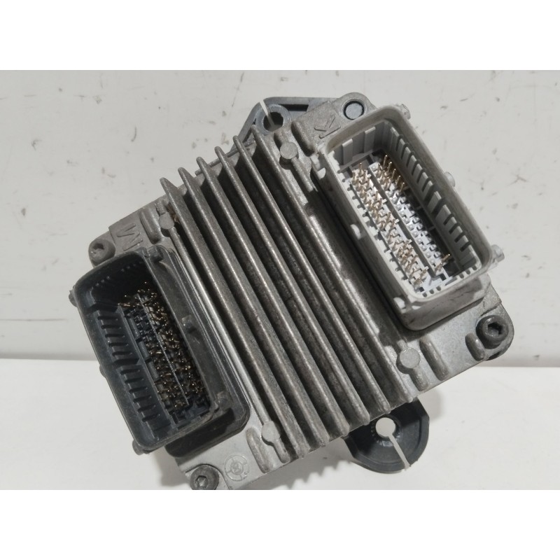 Recambio de centralita motor uce para chevrolet aveo / kalos sedán (t200) 1.4 referencia OEM IAM 96436779XAJZ  