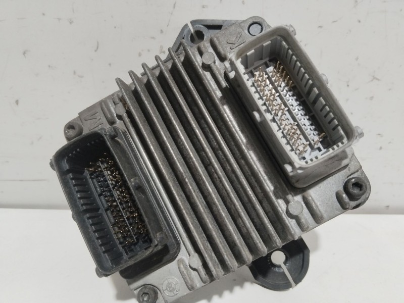 Recambio de centralita motor uce para chevrolet aveo / kalos sedán (t200) 1.4 referencia OEM IAM 96436779XAJZ   Recambio de centralita motor uce para chevrolet aveo / kalos sedán (t200) 1.4 referencia OEM IAM 96436779XAJZ