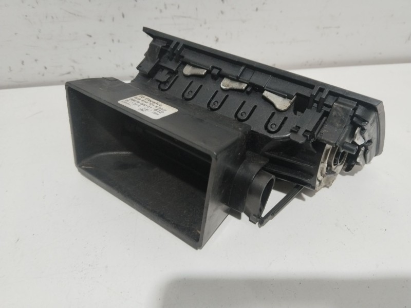 Recambio de rejilla aireadora para seat toledo iv (kg3) 1.6 tdi referencia OEM IAM 5JA819702BRYP  