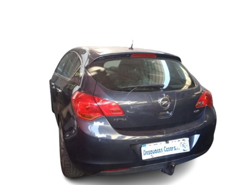 opel astra h sedán (a04) del año 2011