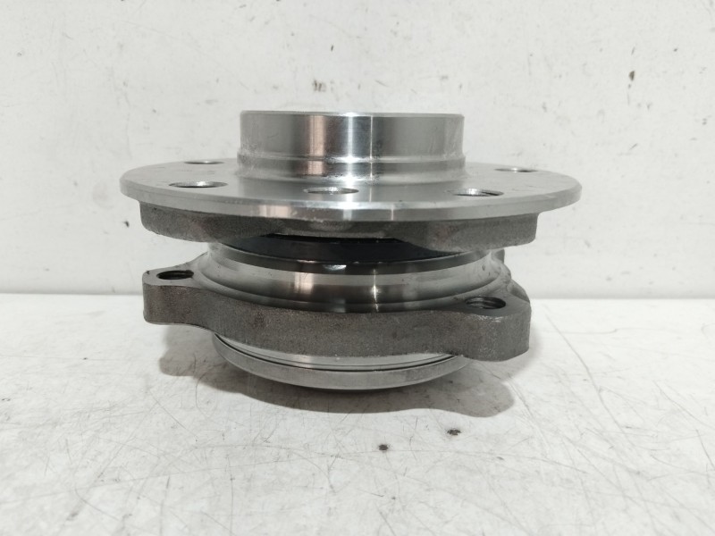 Recambio de kit rodamiento para bmw x3 (f25) sdrive 18 d referencia OEM IAM 1637958380  