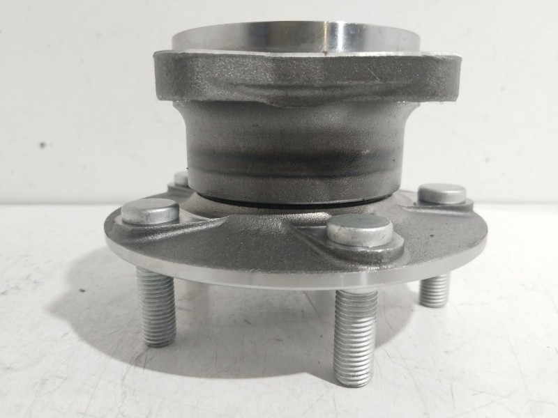 Recambio de kit rodamiento para mitsubishi outlander ii (cw_w) 2.2 di-d 4wd referencia OEM IAM 1637975580  