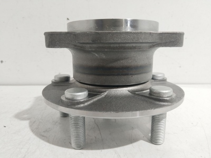 Recambio de kit rodamiento para mitsubishi outlander ii (cw_w) 2.2 di-d 4wd referencia OEM IAM 1637975580  