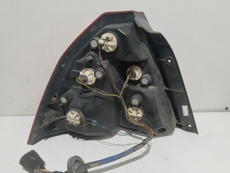 Recambio de piloto trasero derecho para chevrolet aveo / kalos sedán (t200) 1.4 referencia OEM IAM 200611   Recambio de piloto trasero derecho para chevrolet aveo / kalos sedán (t200) 1.4 referencia OEM IAM 200611