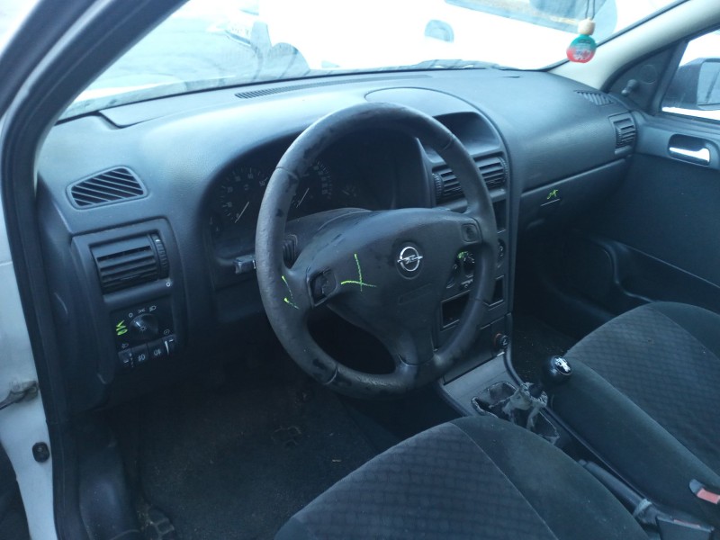 opel astra g coupé (t98) del año 2002