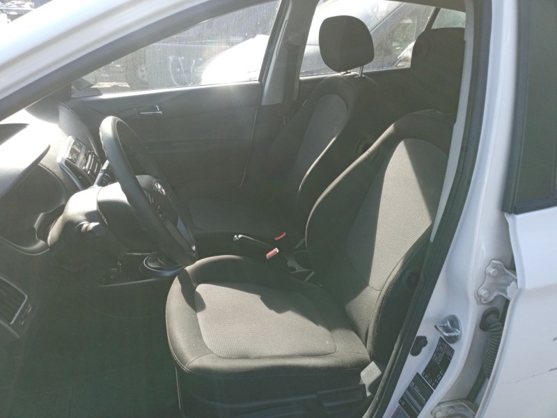 hyundai i20 i (pb, pbt) del año 2012 hyundai i20 i (pb, pbt) del año 2012