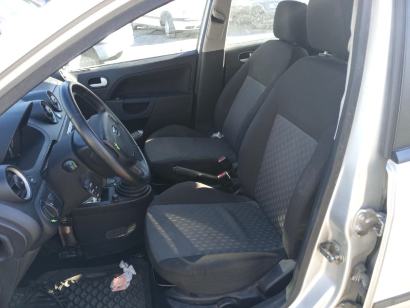 ford fiesta v (jh_, jd_) del año 2004 ford fiesta v (jh_, jd_) del año 2004