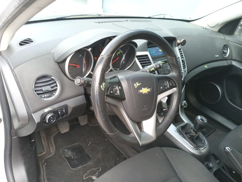 chevrolet cruze hatchback (j305) del año 2012