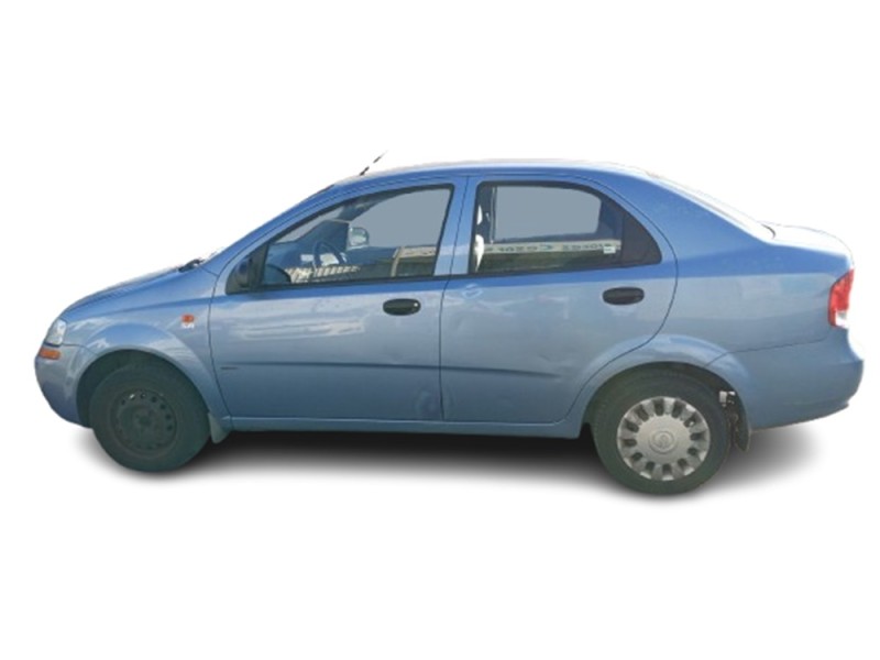 daewoo kalos sedán (klas) del año 2003