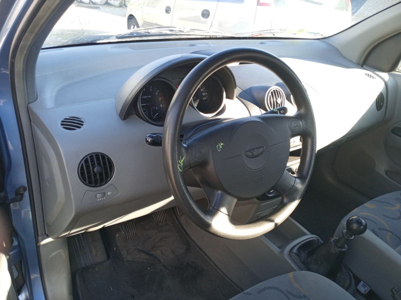 daewoo kalos sedán (klas) del año 2003