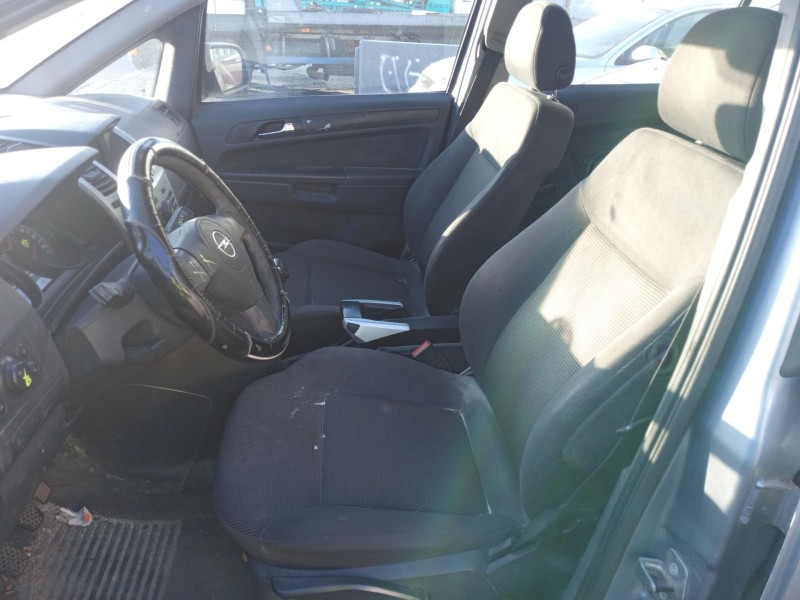 opel zafira / zafira family b (a05) del año 2011