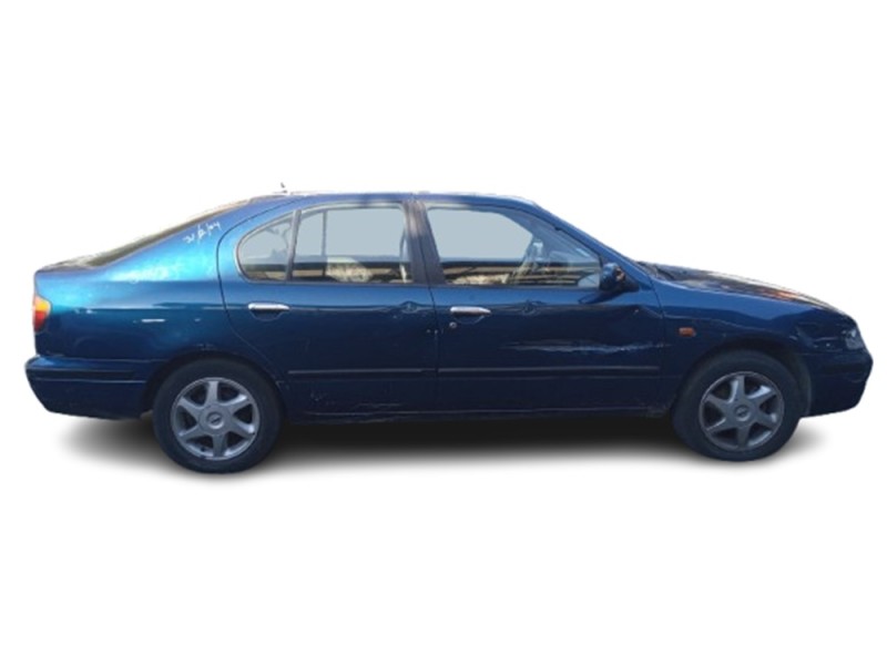 nissan primera hatchback (p11) del año 1999