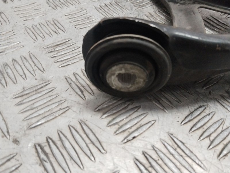 Recambio de brazo suspension inferior delantero izquierdo para renault clio ii (bb_, cb_) 1.2 lpg (bb0a, cb0a) referencia OEM IA