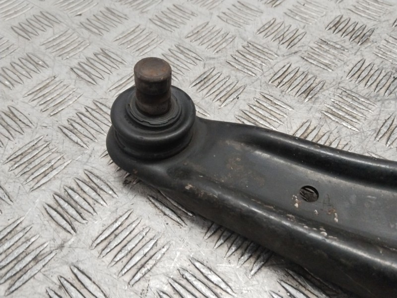 Recambio de brazo suspension inferior delantero derecho para dodge caliber s referencia OEM IAM 5105040AA  