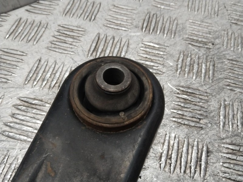 Recambio de brazo suspension inferior delantero derecho para dodge caliber s referencia OEM IAM 5105040AA  