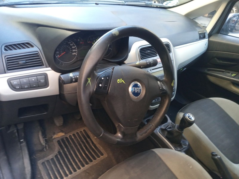 fiat grande punto van (199_) del año 2006 fiat grande punto van (199_) del año 2006