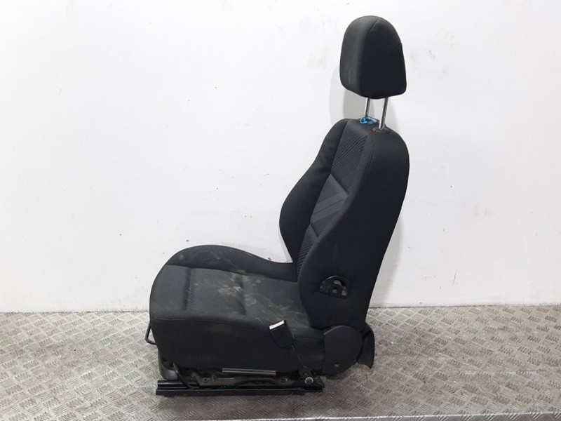 Recambio de asiento delantero derecho para peugeot 307 berlina (s2) xs referencia OEM IAM 886264  