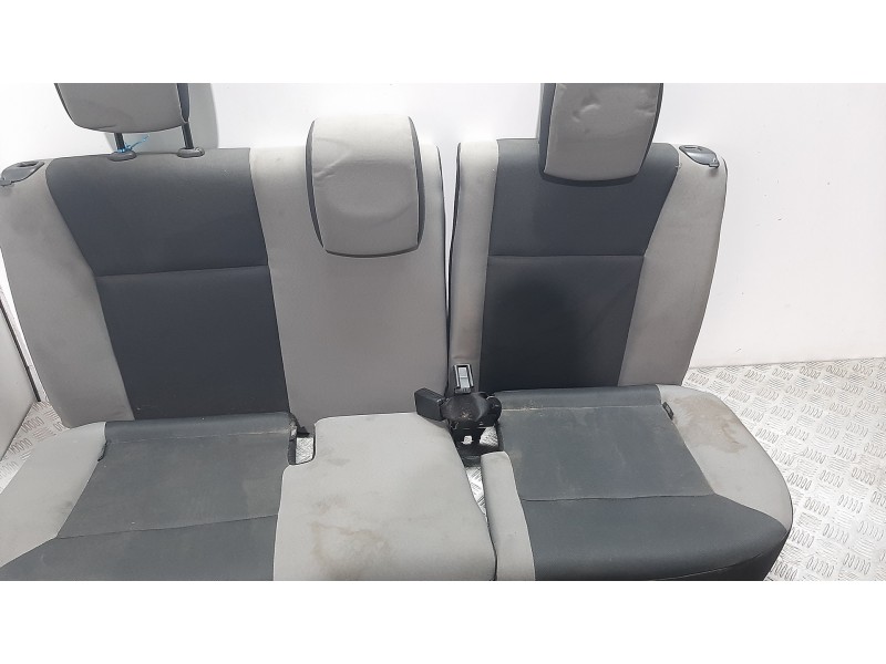 Recambio de asientos traseros para renault clio iii authentique referencia OEM IAM   