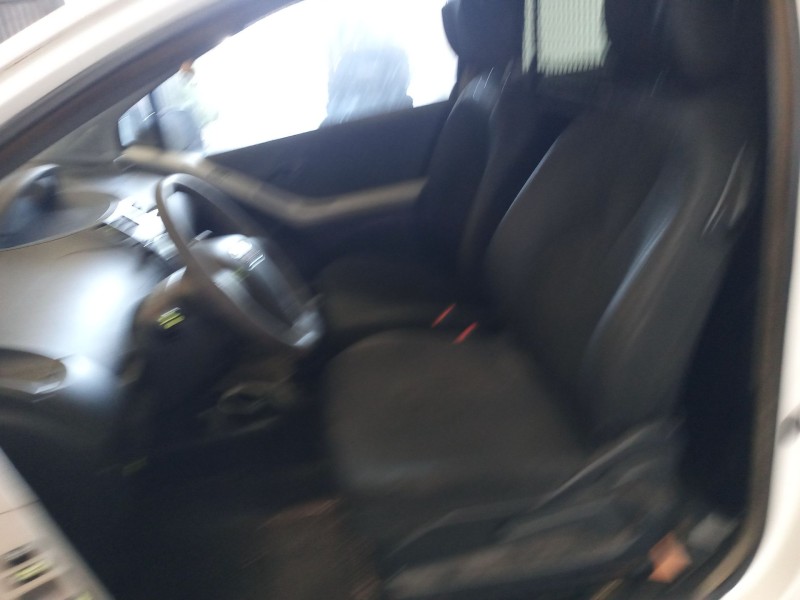 toyota yaris (_p9_) del año 2011