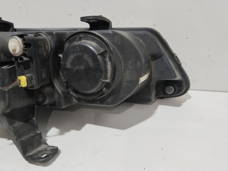 Recambio de faro izquierdo para rover 25 i hatchback (rf) 2.0 idt referencia OEM IAM XBC002940L  