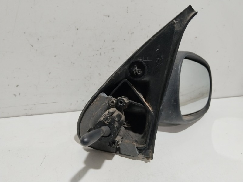 Recambio de retrovisor derecho para nissan micra iii (k12) 1.2 16v referencia OEM IAM 12373010  