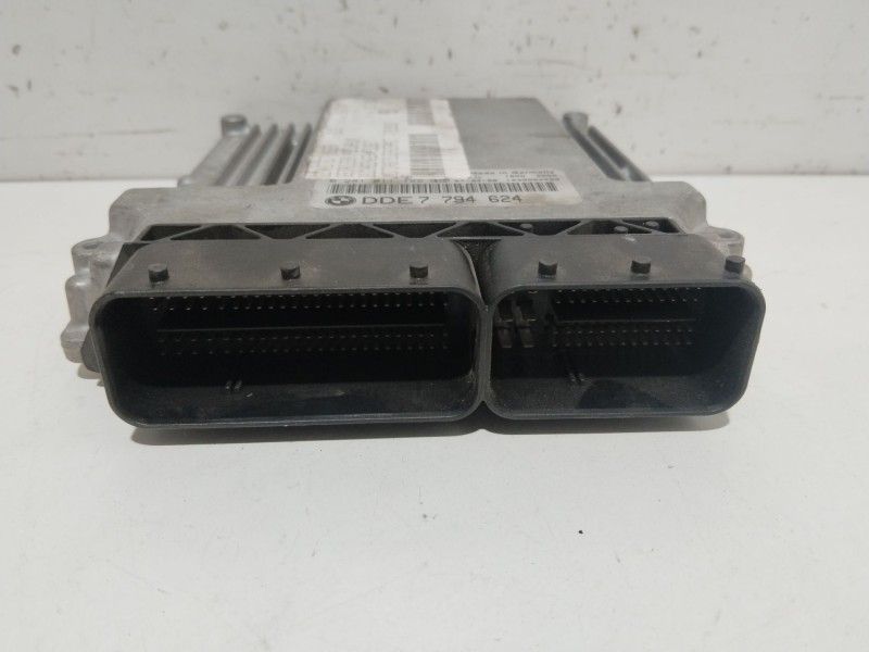 Recambio de centralita motor uce para bmw serie 3 berlina (e46) 320d referencia OEM IAM 13617795188  