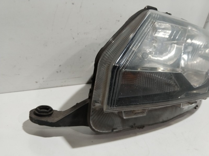 Recambio de faro izquierdo para skoda rapid (nh3, nk3, nk6) 1.6 tdi referencia OEM IAM 5JB941015  