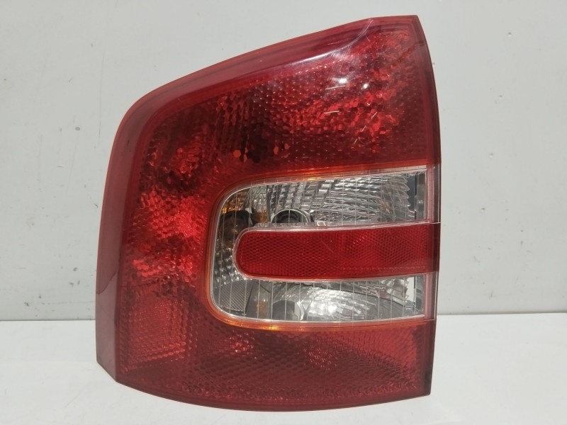 Recambio de piloto trasero izquierdo para skoda octavia berlina (1z3) elegance referencia OEM IAM 1Z5945111A  086651912L