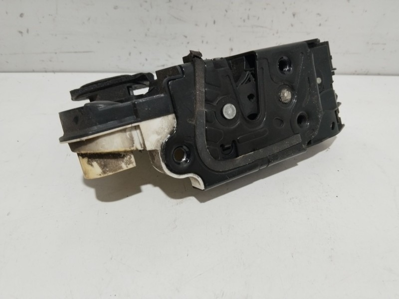 Recambio de cerradura puerta delantera izquierda para seat toledo iv (kg3) 1.6 tdi referencia OEM IAM 5TB837015E  