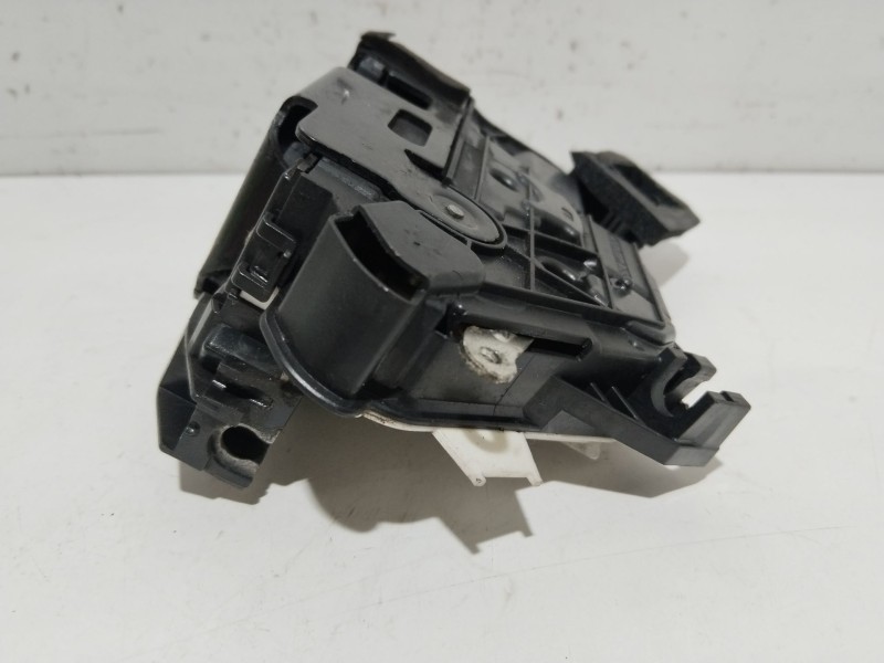 Recambio de cerradura puerta delantera izquierda para seat toledo iv (kg3) 1.6 tdi referencia OEM IAM 5TB837015E  