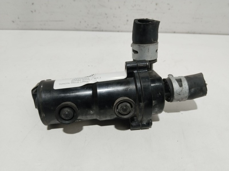 Recambio de bomba agua para toyota prius liftback (_w2_) 1.5 hybrid (nhw20_) referencia OEM IAM 0641000951  