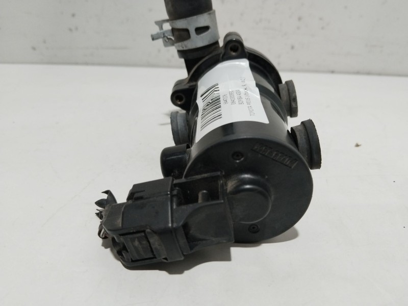 Recambio de bomba agua para toyota prius liftback (_w2_) 1.5 hybrid (nhw20_) referencia OEM IAM 0641000951  