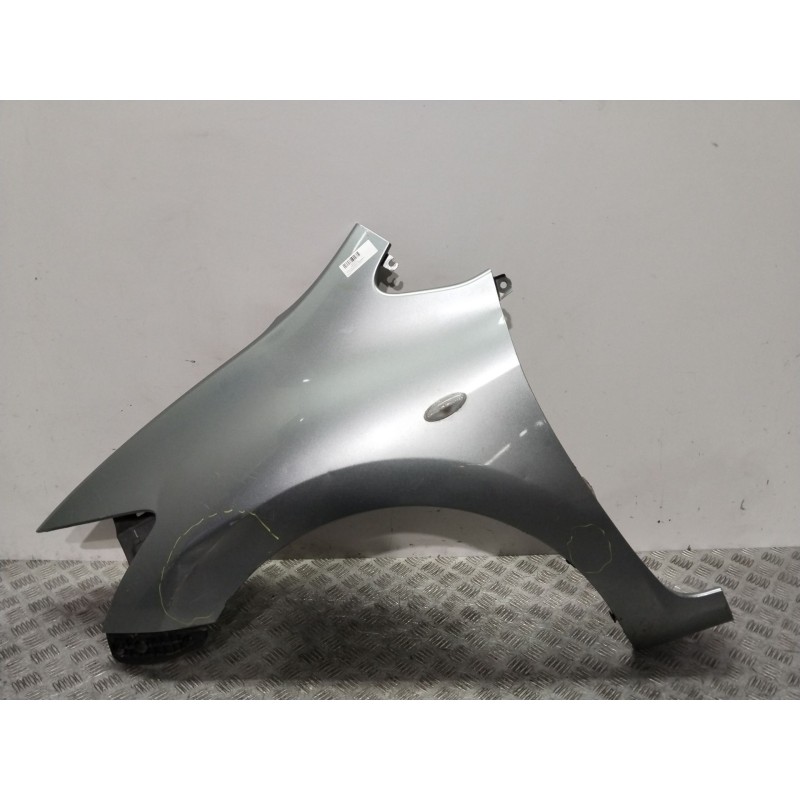 Recambio de aleta delantera izquierda para toyota auris (_e15_) 1.6 (zre151_) referencia OEM IAM 5380202100  GRIS