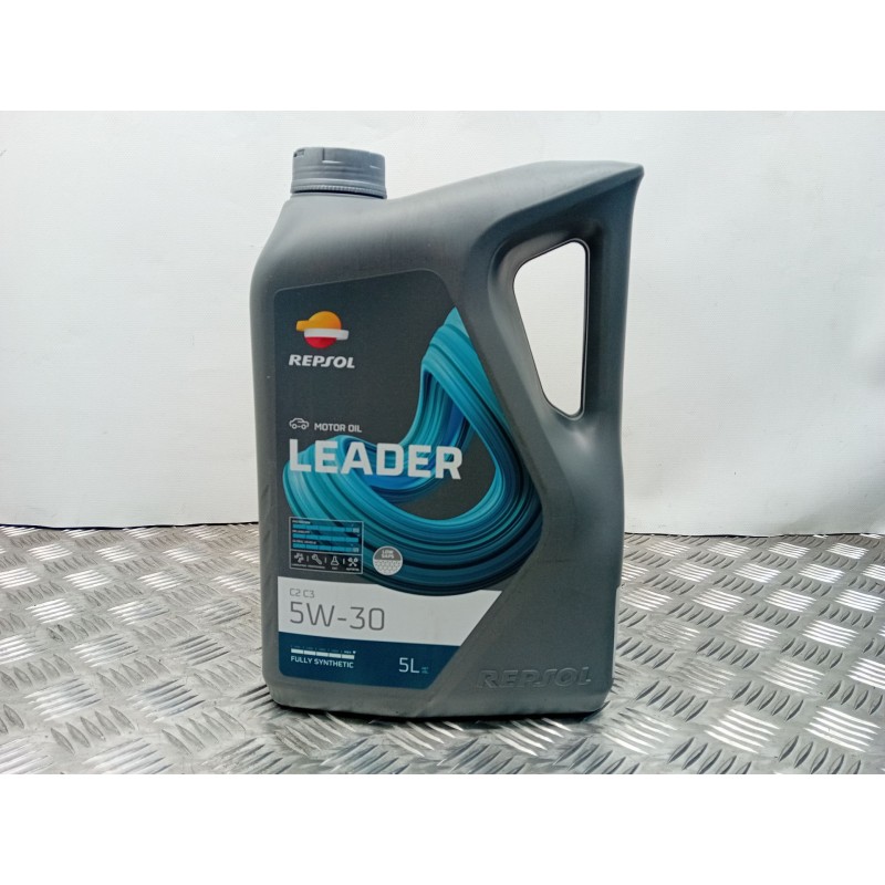 Recambio de aceite 5w-30 para material nuevo referencia OEM IAM REPSOLLEADER REPSOL LEADER 