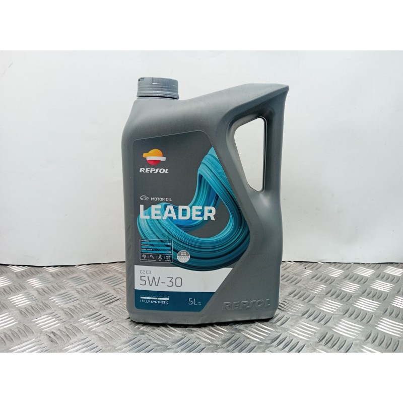 Recambio de aceite 5w-30 para material nuevo referencia OEM IAM REPSOLLEADER REPSOL LEADER 