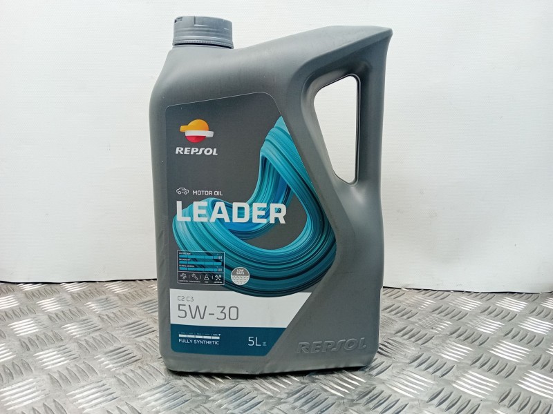 Recambio de aceite 5w-30 para material nuevo referencia OEM IAM REPSOLLEADER REPSOL LEADER 