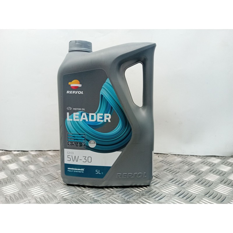 Recambio de aceite 5w-30 para material nuevo referencia OEM IAM REPSOLLEADER REPSOL LEADER 