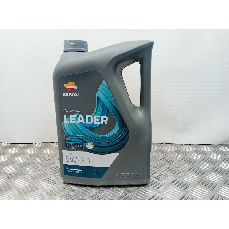 Recambio de aceite 5w-30 para material nuevo referencia OEM IAM REPSOLLEADER REPSOL LEADER 