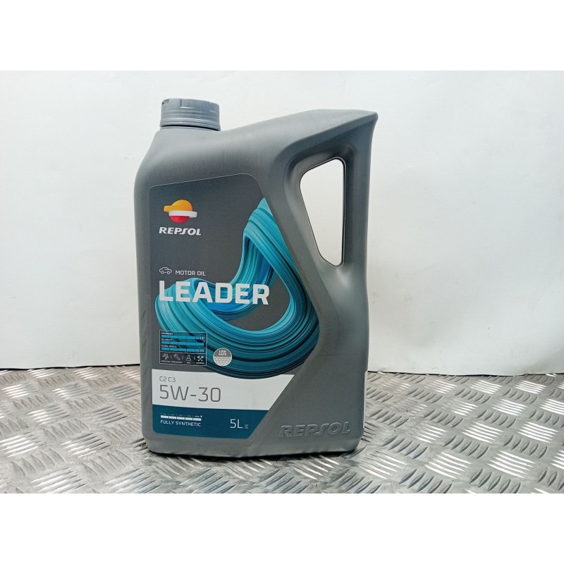 Recambio de aceite 5w-30 para material nuevo referencia OEM IAM REPSOLLEADER REPSOL LEADER 