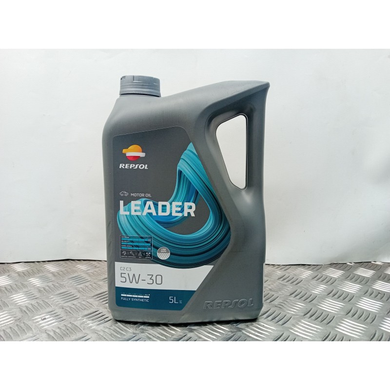 Recambio de aceite 5w-30 para material nuevo referencia OEM IAM REPSOLLEADER REPSOL LEADER 