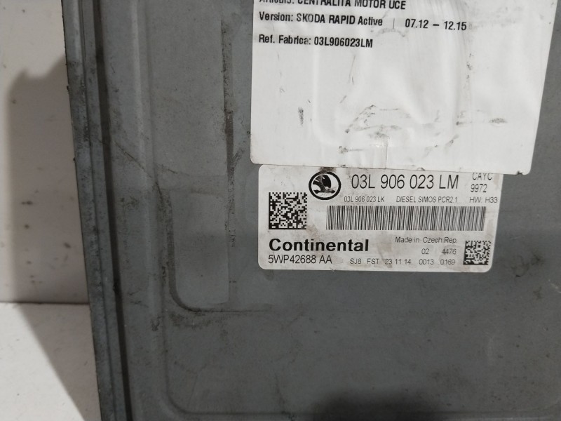 Recambio de centralita motor uce para skoda rapid active referencia OEM IAM 03L906023LM  5WP42688AA