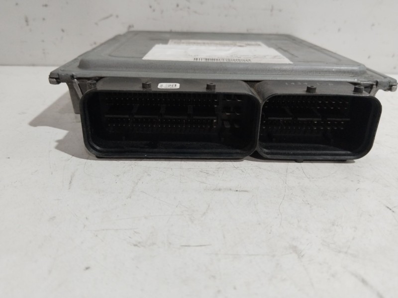 Recambio de centralita motor uce para skoda rapid active referencia OEM IAM 03L906023LM  5WP42688AA